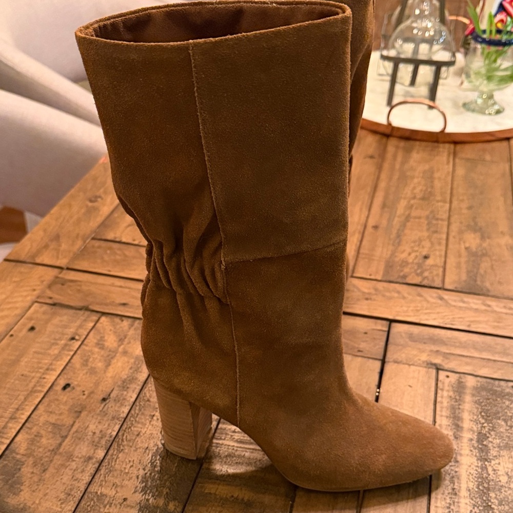 EVERYDAY CHIC ✨ SUEDE KNEE-HIGH BOOTS COMFY • VERSATILE • MUST-HAVE